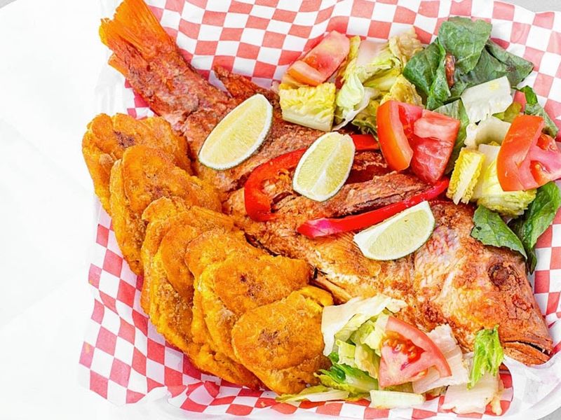 El Primo La Casa De Las Alcapurrias food